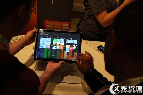 实际操作Surface Book的体验效果