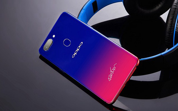 OPPO R15星云渐变版